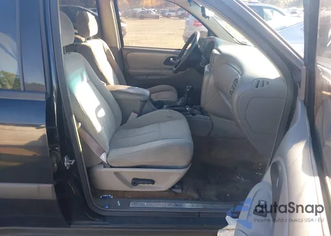 2005 Chevrolet Trailblazer Ls из США, поврежденный, VIN 1GNDT13S552358130